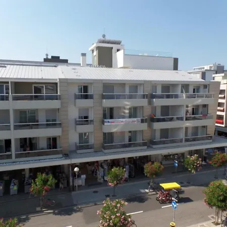 Retreat Featuring Private Terraces And A Pool Apartment Bibione
